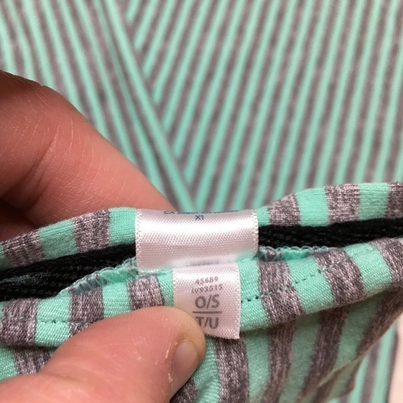 Lululemon Ivivva Scarf - Picture 5 of 5